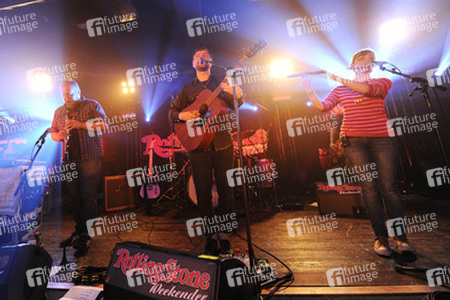 Kevin Brolly, Louis Abbott, Sarah Hayes (Admiral Fallow)