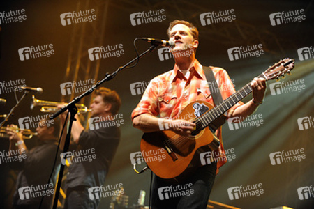 Joey Burns (Calexico)