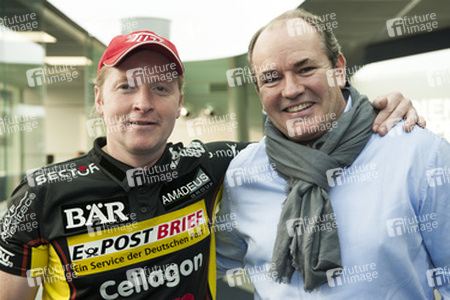 Joey Kelly, Wolfram Kons