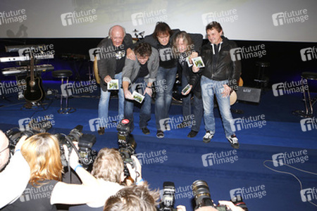 Peter 'Eingehaengt' Meyer, Dieter 'Quaster' Hertrampf, Dieter 'Maschine' Birr, Peter 'Bimbo' Rasym, Klaus Scharfschwerdt (Puhdys)