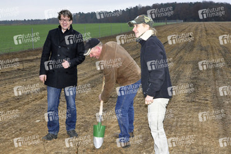 Stefan Birkner mit Jochen und Astrid Helmke