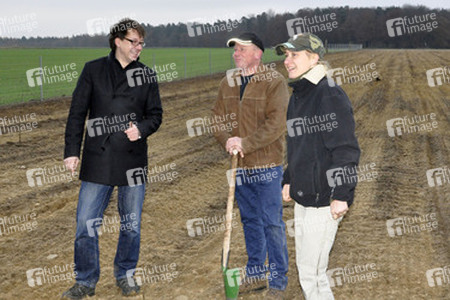 Stefan Birkner mit Jochen und Astrid Helmke