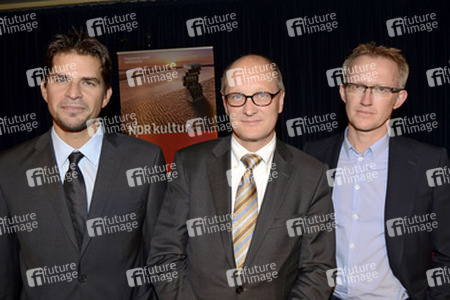 Dirk Laabs, Joachim Knuth, David Van Reybrouck