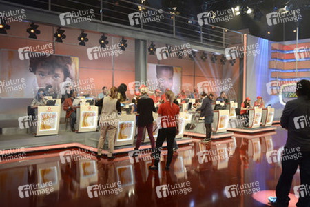 Prominente Spendensammler im Studio