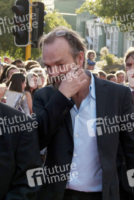 Hugo Weaving