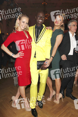 Isabel Edvardsson, Papis Loveday, Magdalena Brzeska