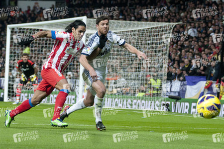 Radamel Falcao, Xabi Alonso