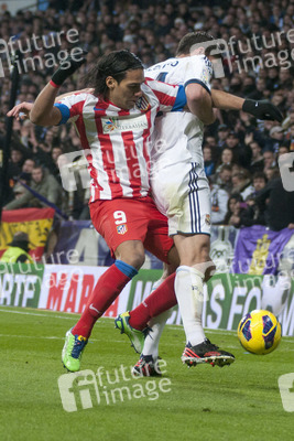 Radamel Falcao, Xabi Alonso