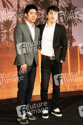 Kim Hee-seong / Hee-sung Kim, Lee Don-ku / Donku Lee