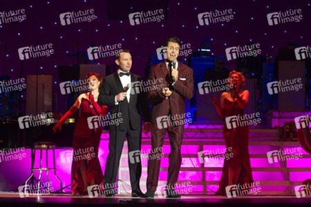 Tam Ward als Frank Sinatra, Phil Barley als Dean Martin