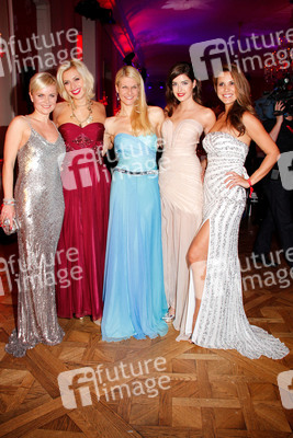 Barbara Sturm, Verena Kerth, Natascha Grün, Marie Nasemann, Karen Webb