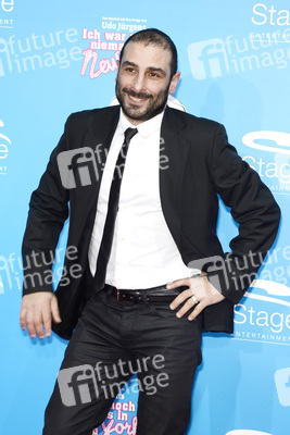 Volkan Baydar (Orange Blue)