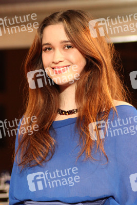 Alice Englert