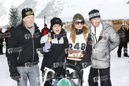 Till Demtröder mit Tochter Natalie Demtroeder und seinen Eltern