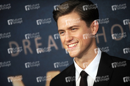 Aaron Tveit