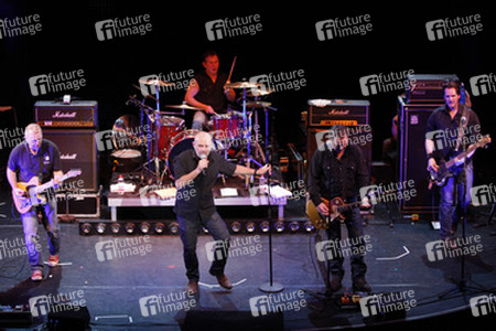 Bubi Hönig, Kai 'Havaii' Schlasse, Rolf Möller, Stefan 'Kleinkrieg' Klein, Lars 'Larson' Hartmann (Extrabreit)