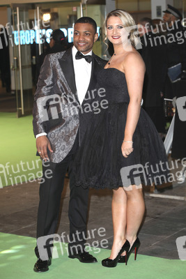 J.B. Gill (JLS) mit Freundin Chloe Tangney