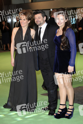 Andy Serkis mit Gattin Loraine Ashbourne und Tochter