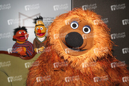 Ernie und Bert mit Samson