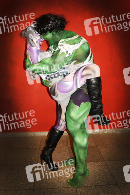 Hulk & Space Girl
