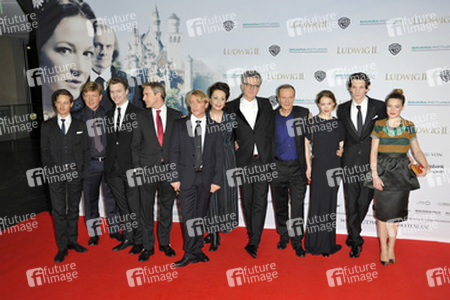 Tom Schilling, Justus von Dohnányi, Friedrich Mücke, Gedeon Burkhard, André Eisermann, Marie Noelle, Peter Sehr, Edgar Selge, Paula Beer, Sabin Tambrea, Hannah Herzsprung