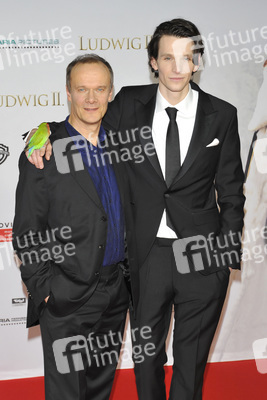 Edgar Selge, Sabin Tambrea