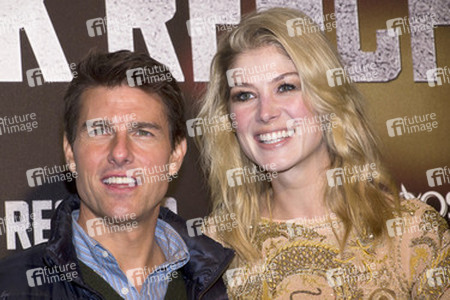 Tom Criuse, Rosamund Pike