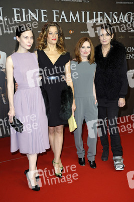 Nora von Waldstätten, Marie Bäumer, Josefine Preuß, Anja Kling