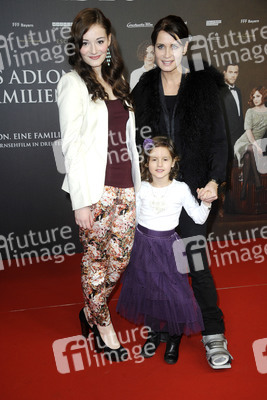 Maria Ehrich, Anja Kling mit Gast