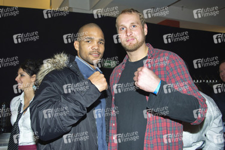 Pablo Hernandez, Robert Helenius