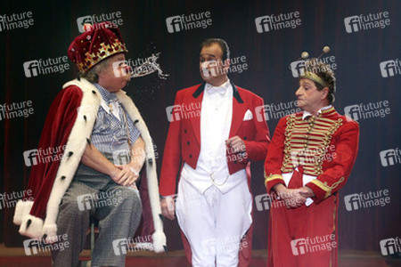 Bernhard Paul als Zippo, Patrick Philadelphia, Jan van Dyke