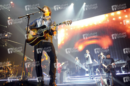 Nick Howard, Michael Lane, Brigitte Lorenz, Isabell Schmidt, Michael Heinemann, James Borges, Rob Fowler, Gil Ofarim