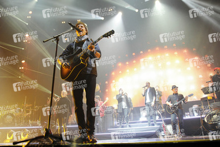 Nick Howard, Michael Lane, Brigitte Lorenz, Isabell Schmidt, Michael Heinemann, James Borges, Rob Fowler, Gil Ofarim