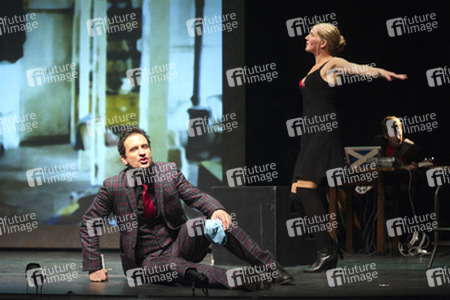 Oliver Mommsen, Tanja Wedhorn