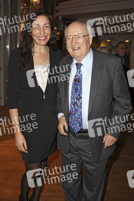 Isabella Vértes-Schütter, Eberhard Möbius