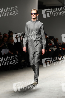 Richard Nicoll Model