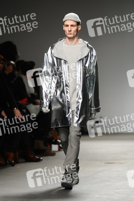 Richard Nicoll Model