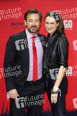 Jan Sosniok mit Freundin Nadine Möllers