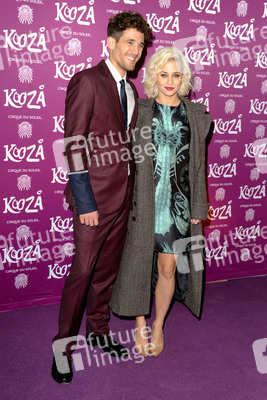 Kimberley Wyatt mit Begleitung