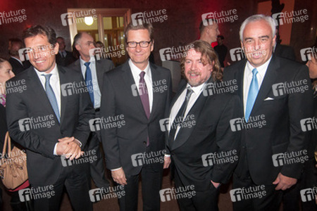 Guido Westerwelle mit Ehemnann Michael Mronz, Armin Rohde, Hans Reiner Schröder