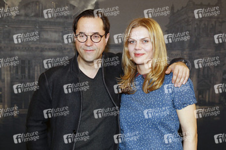 Jan Josef Liefers, Anna Loos