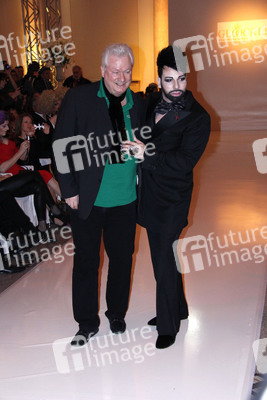 Harald Glööckler mit Lebensgefährte und Geschäftspartner Dieter Schroth