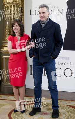 Sally Field, Daniel Day-Lewis