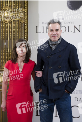 Sally Field, Daniel Day-Lewis
