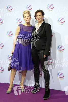 Valerie Niehaus, Katarina Witt