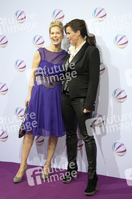 Valerie Niehaus, Katarina Witt