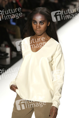 Rebekka Ruétz Model