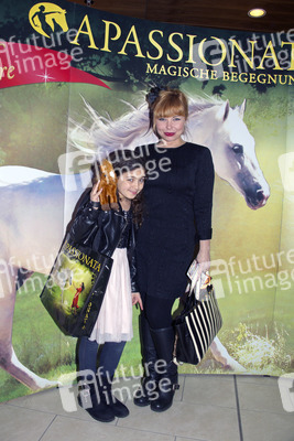 Sandra Steffl mit Tochter Emily