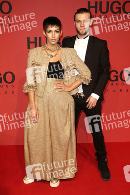 Alina Süggeler, Andreas Weizel (Frida Gold)