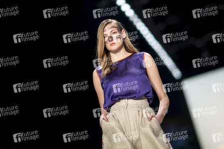 Stephan Pelger Model